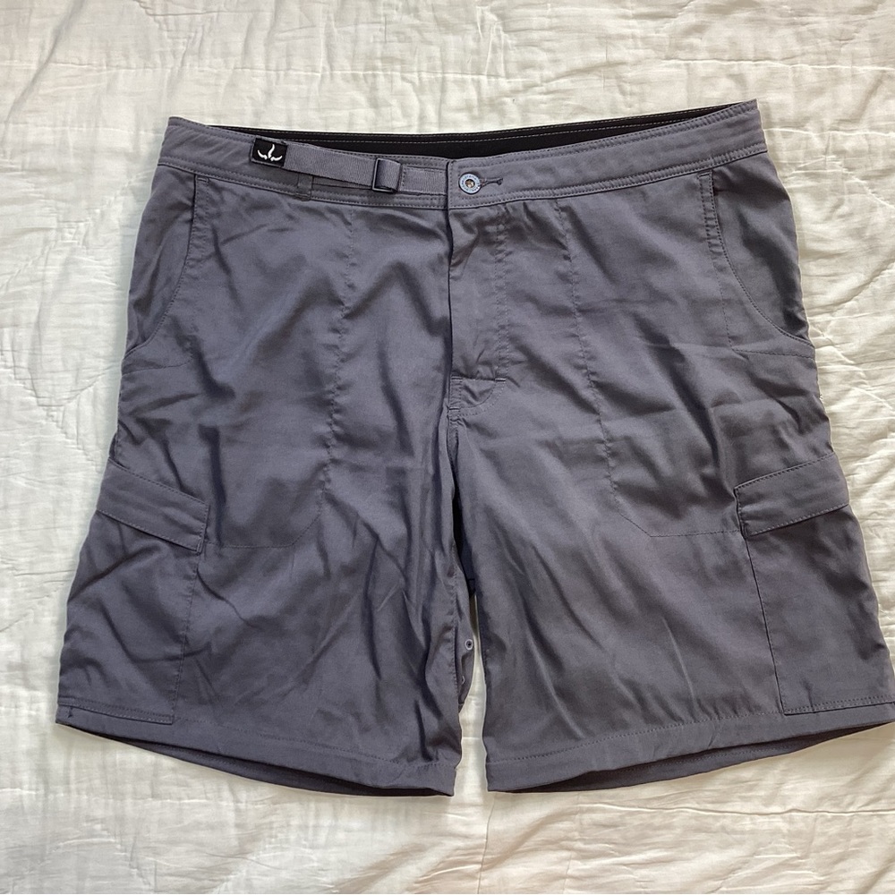 Mens Prana‎ Zion Gray Cargo Shorts Cinch Waist Belt Medium.